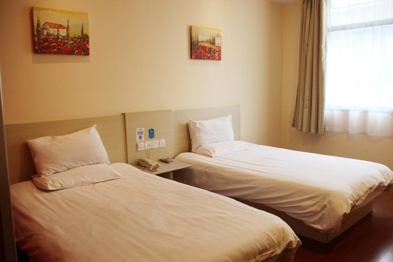 Starway Hotel Nantong Sports Convention Center الغرفة الصورة